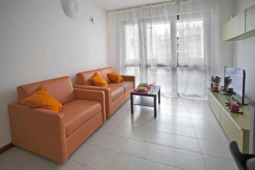 Verde Vento Appartamento Mediolan 0*,