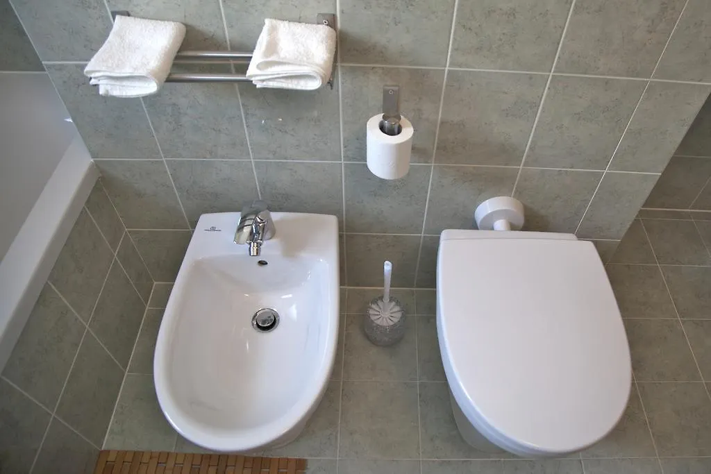 Apartment Verde Vento Appartamento Milan Italy
